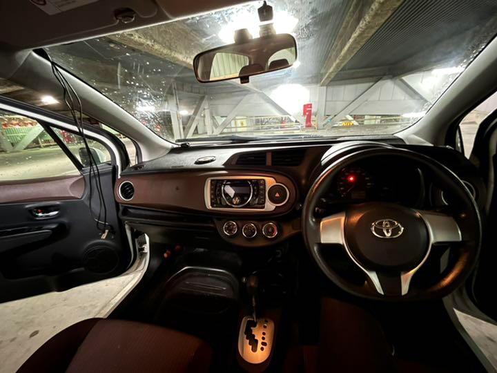 2011 Toyota Vitz